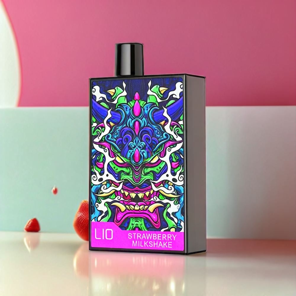 LIO CAPO 4500 Puff Italia Ingrosso vape monouso Fragola Milkshake 12ml 50mg/30mg con Batteria 600mAh e Ricarica Type-C