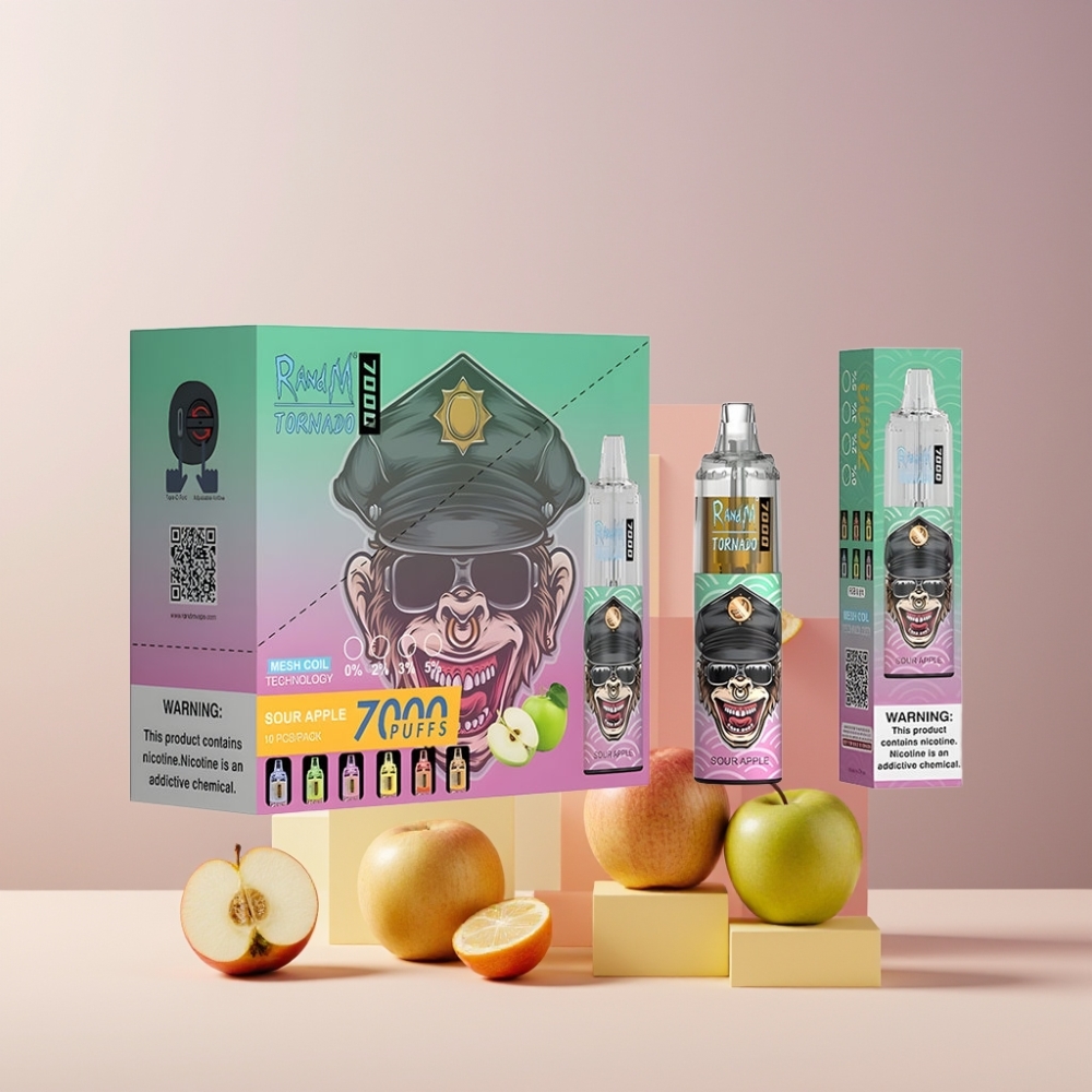 RandM Fumot Tornado 7000 Italia Ingrosso Disposable Vape Mela Verde 14ML 850MAH Mesh Coil Type-C RGB
